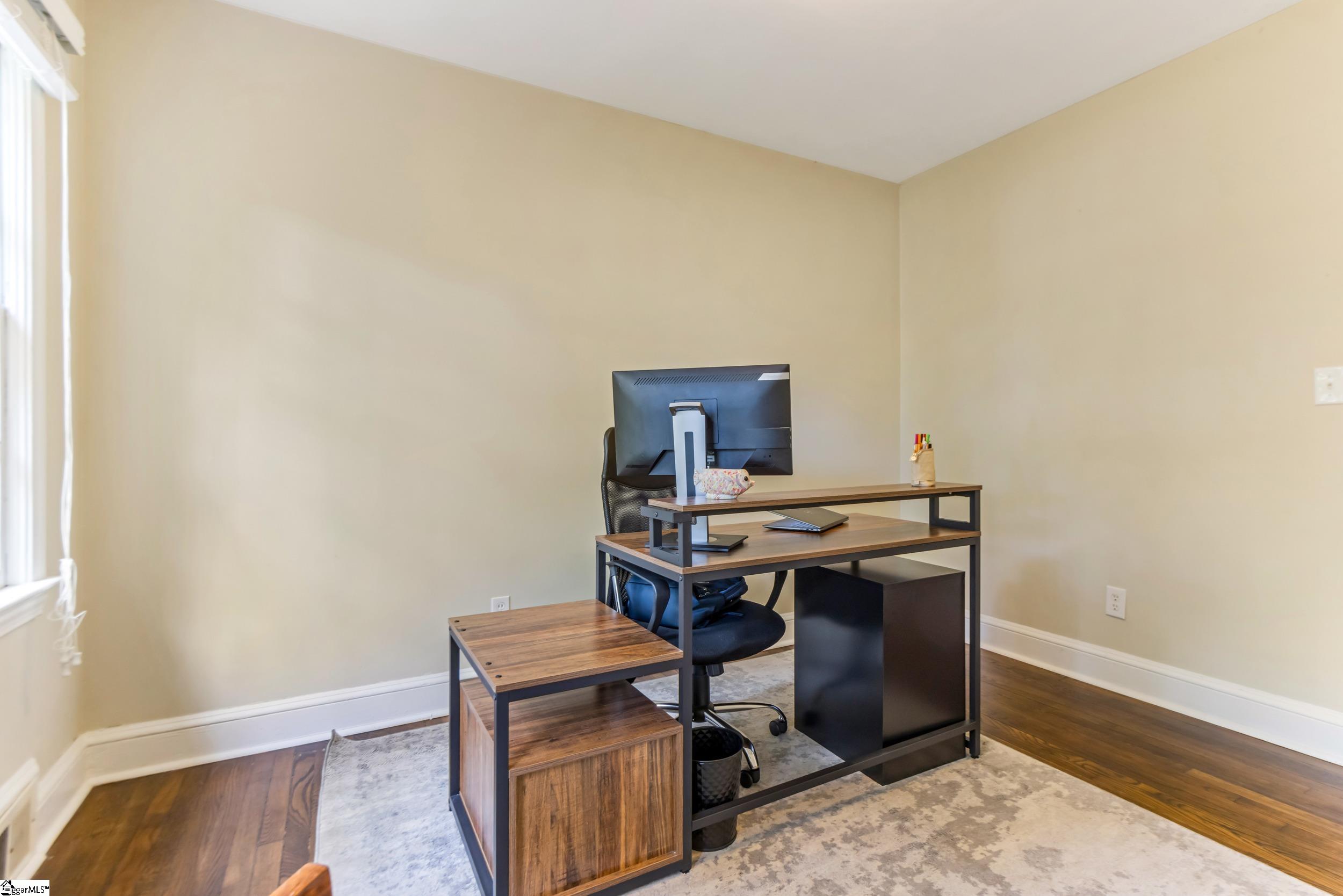 137 Cleveirvine Avenue Greenville, SC 29607 - Photo 27 of 41
