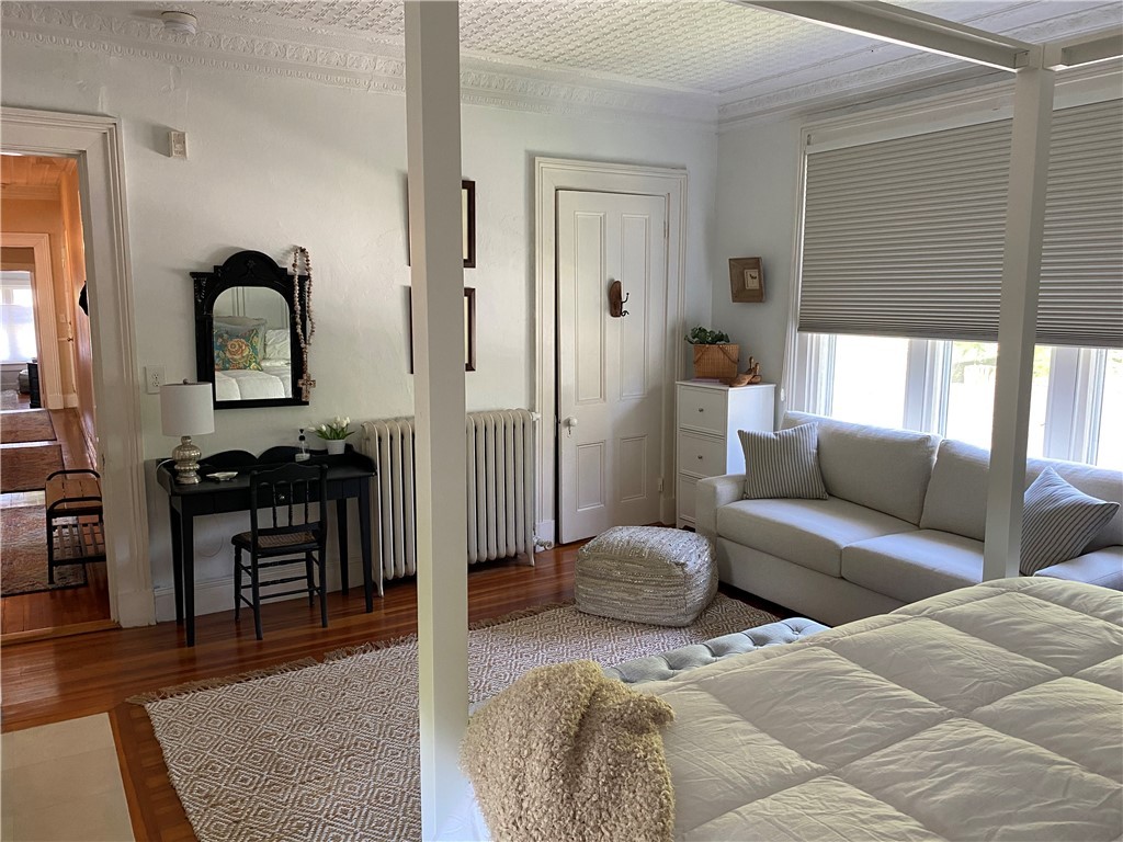 569 Spring Street, Unit 2 Newport, RI 02840 - Photo 15 of 30