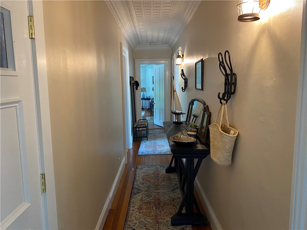 569 Spring Street, Unit 2 Newport, RI 02840 - Photo 16 of 30