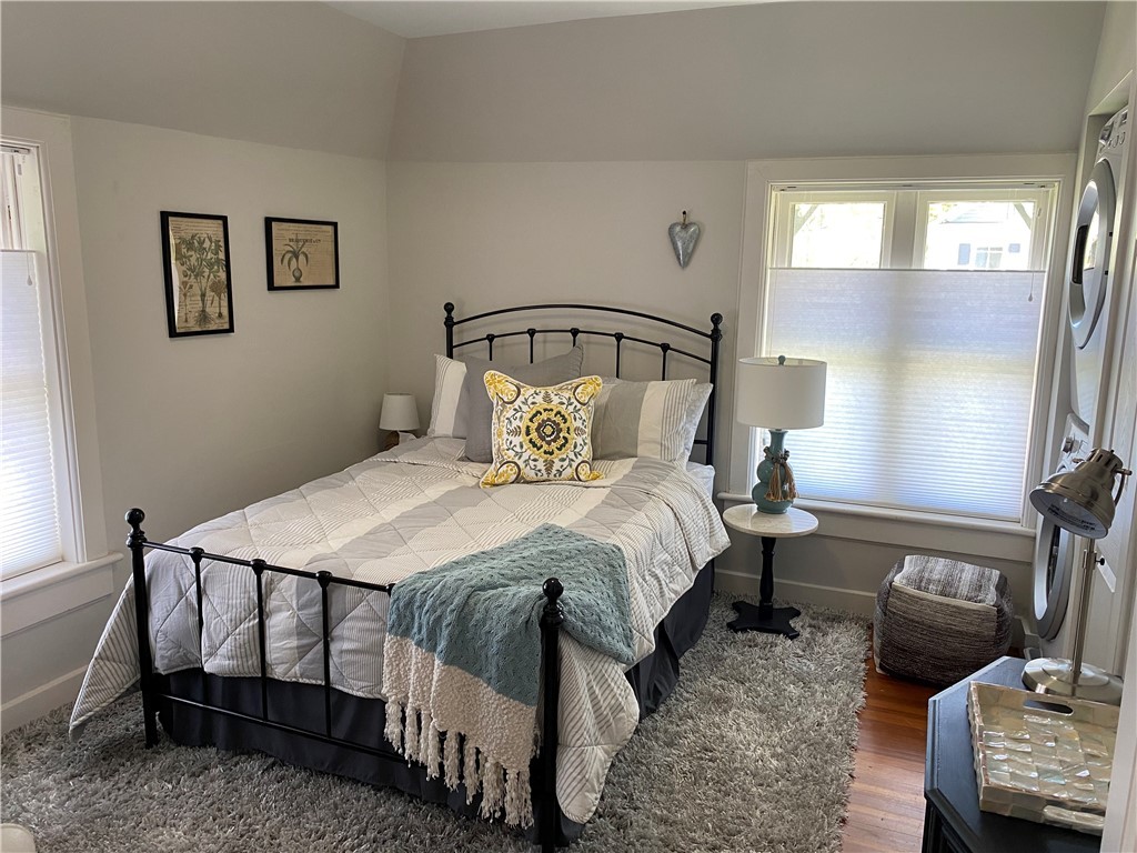 569 Spring Street, Unit 2 Newport, RI 02840 - Photo 22 of 30