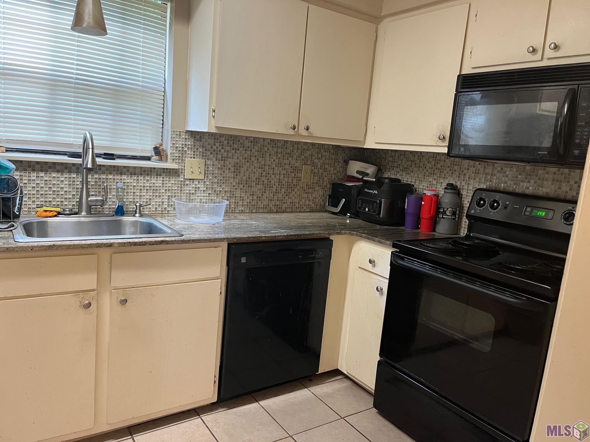 1722 Brightside Drive, Unit B Baton Rouge, LA 70820 - Photo 4 of 6