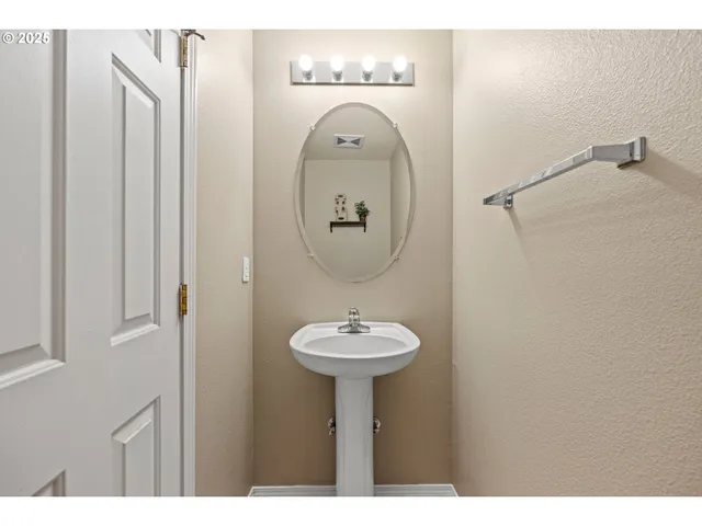 $385,000 | 16020 Southwest Audubon Street, Unit 105, Beaverton, OR 97003