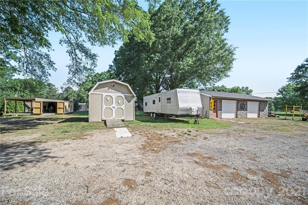 900 Irish Potato Road Concord, NC 28025 - Photo 32 of 48 Gallery Image 32