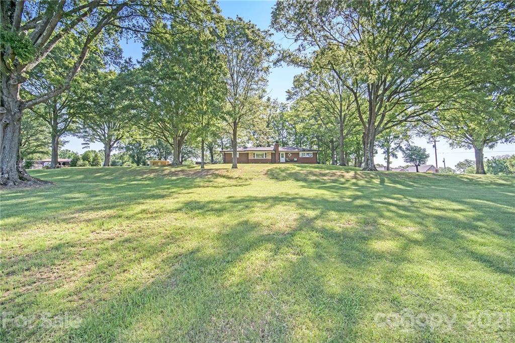 900 Irish Potato Road Concord, NC 28025 - Photo 6 of 48 Gallery Image 6