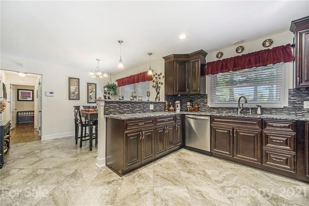 900 Irish Potato Road Concord, NC 28025 - Photo 10 of 48 Gallery Image 10