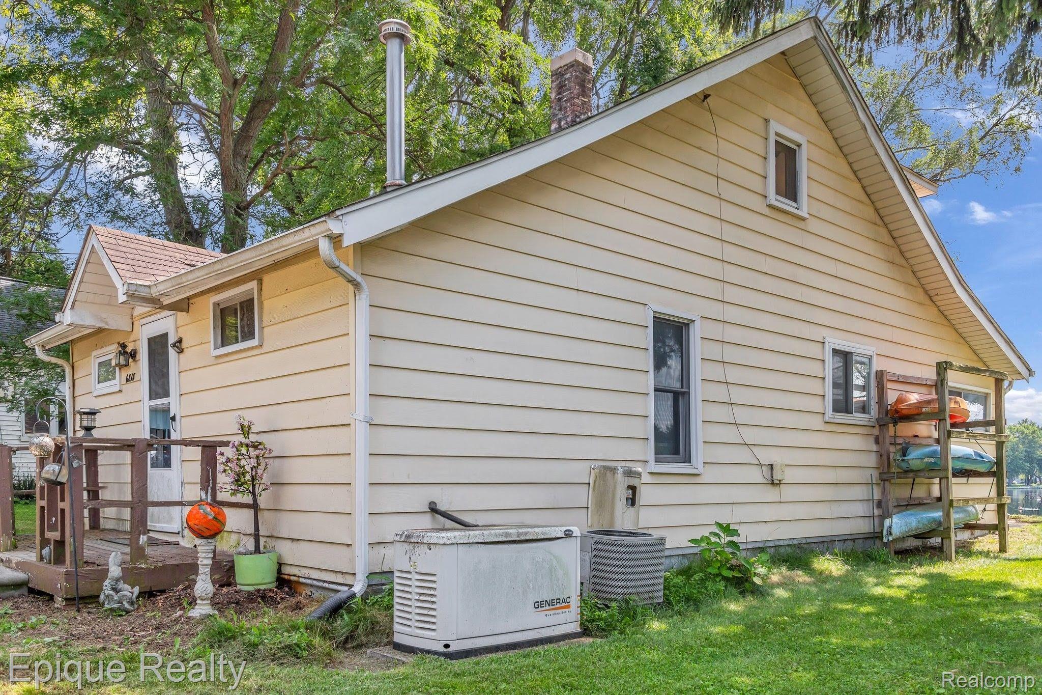 6818 Rink Drive Brighton, MI 48114 - Photo 25 of 27 Gallery Image 25