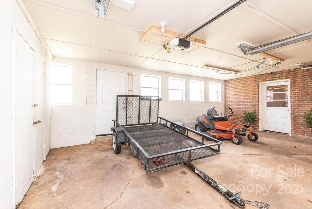 5196 Jenkins Road Morganton, NC 28655 - Photo 35 of 46 a room with gym equipment and a window