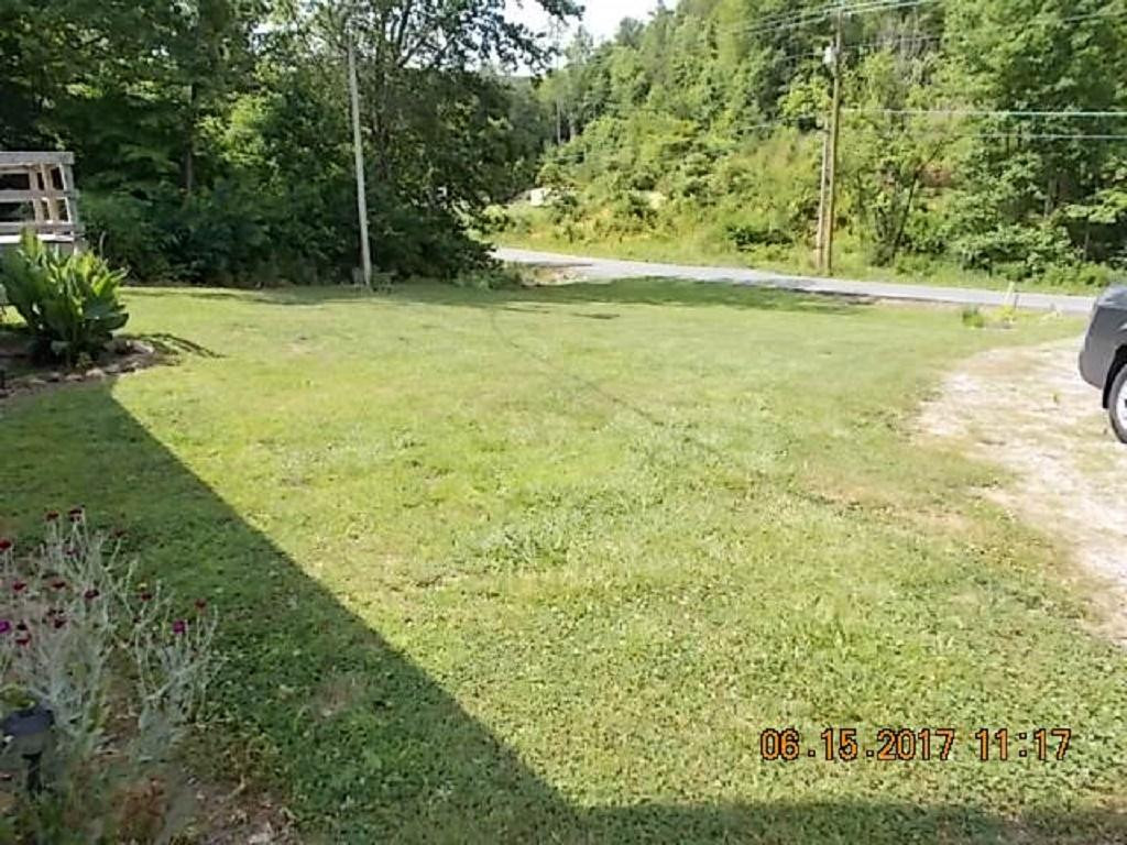3585 Middle Creek Road Chuckey, TN 37641 - Photo 2 of 13 Photo 2