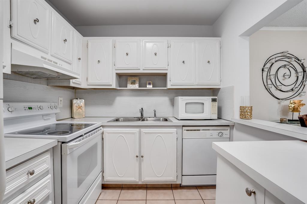 253 South Cypress Road, Unit 202 Pompano Beach, FL 33060 - Photo 5 of 13