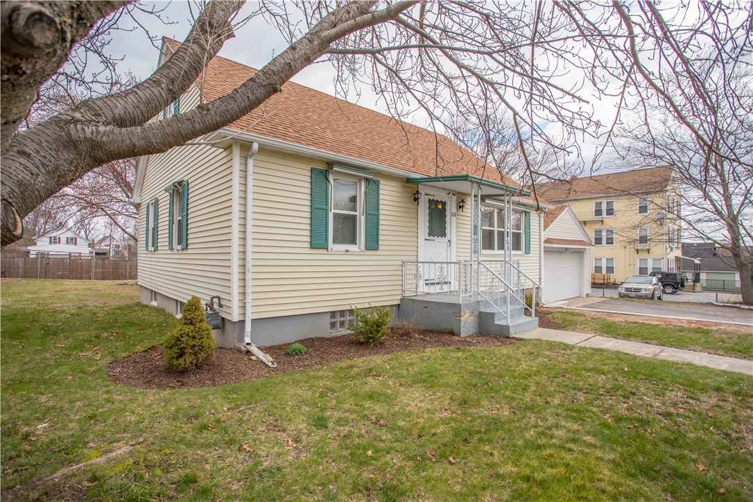 53 Farm Street Woonsocket, RI 02895 - Photo 2 of 22 Gallery Image 2