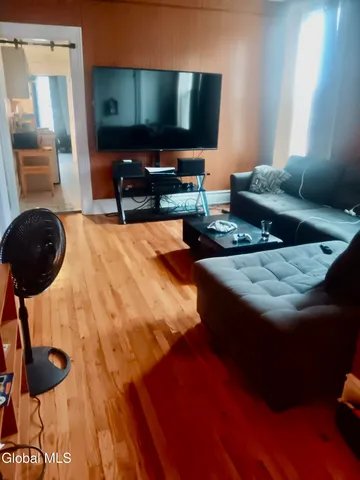 $220,000 | 137 2nd Avenue, Troy, NY 12180