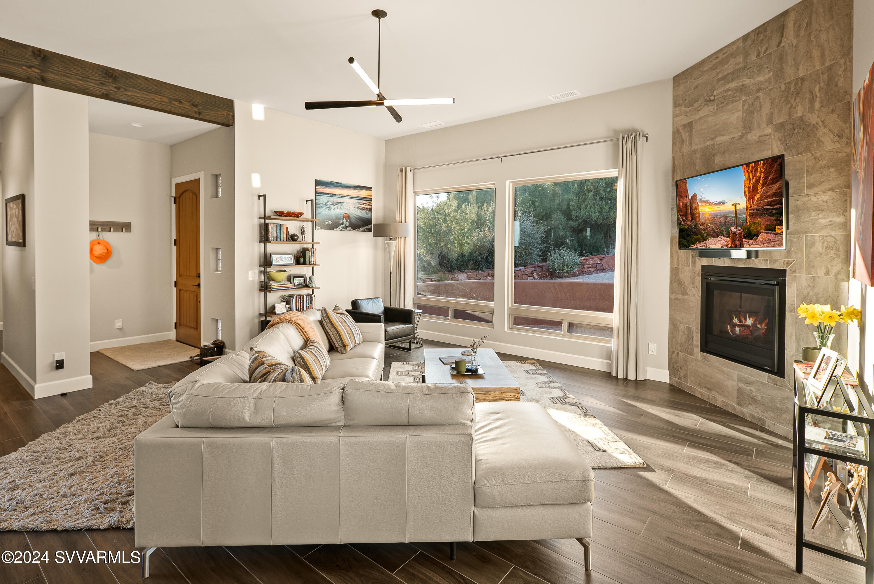 630 Rhapsody Road Sedona, AZ 86336 - Photo 10 of 40 Natural Light Everywhere