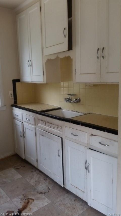 8257 Stephens Road Center Line, MI 48015 - Photo 17 of 32 20180815_153808 (Small).jpg