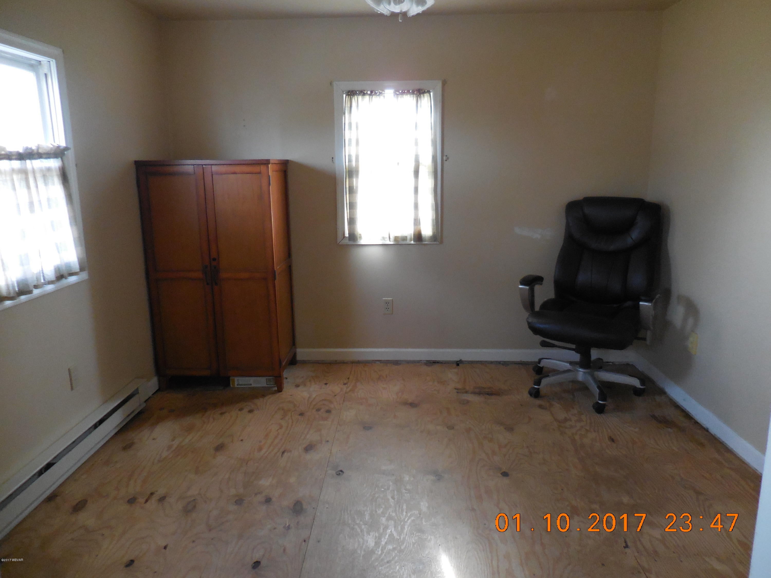 1200 Buffalo Road Lewisburg, PA 17837 - Photo 8 of 38 dining room