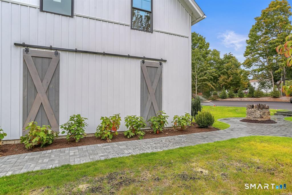 49 Daniels Farm Road, Unit K Trumbull, CT 06611 - Photo 4 of 17 Gallery Image 4