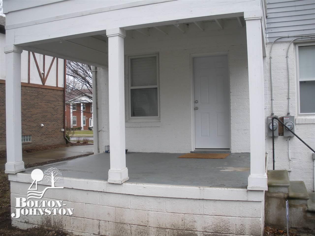 910 Neff Road Grosse Pointe, MI 48230 - Photo 3 of 20 31314513-2.JPG