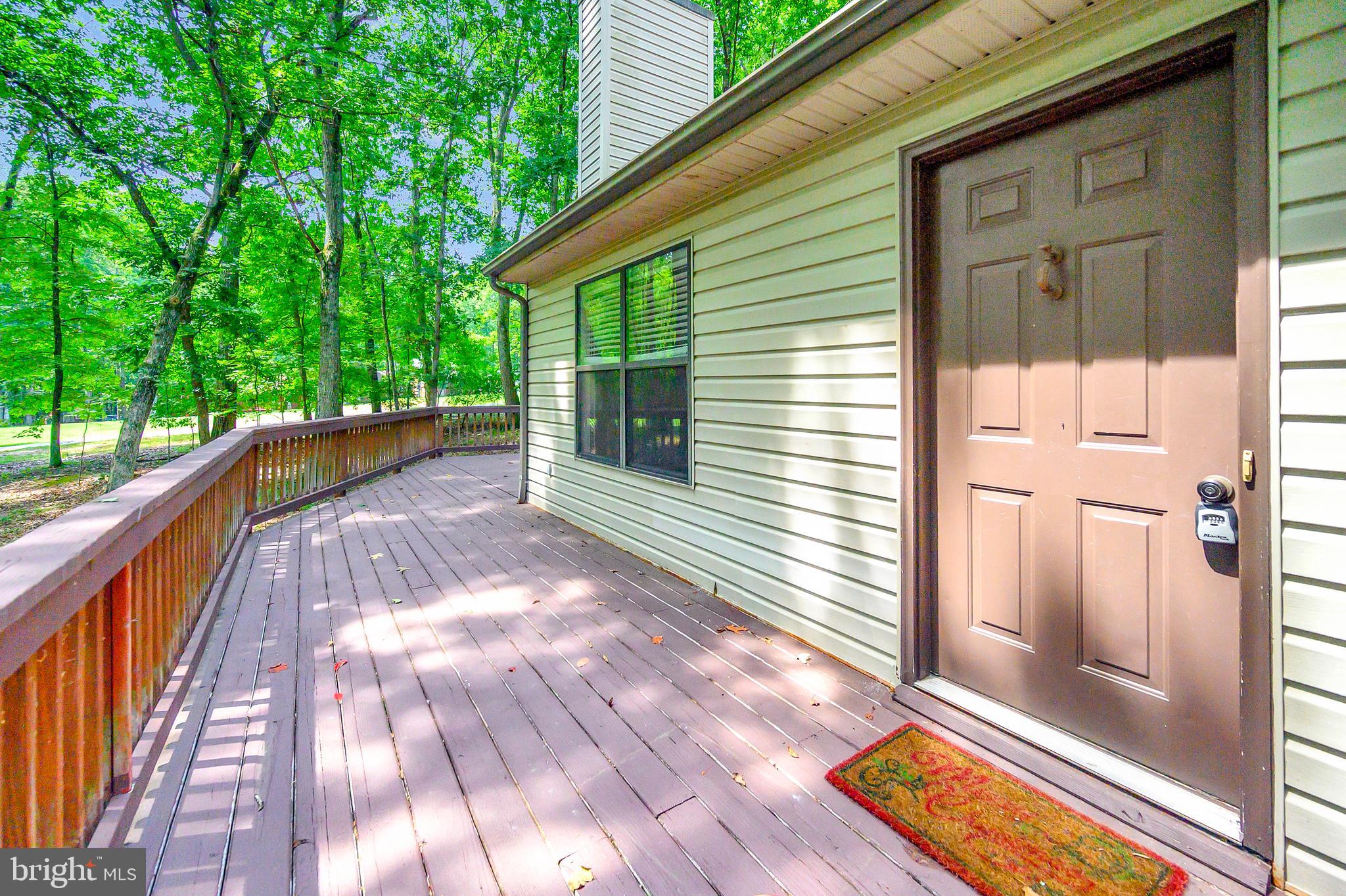 519 Birdie Road Locust Grove, VA 22508 - Photo 2 of 33 Spacious wrap around