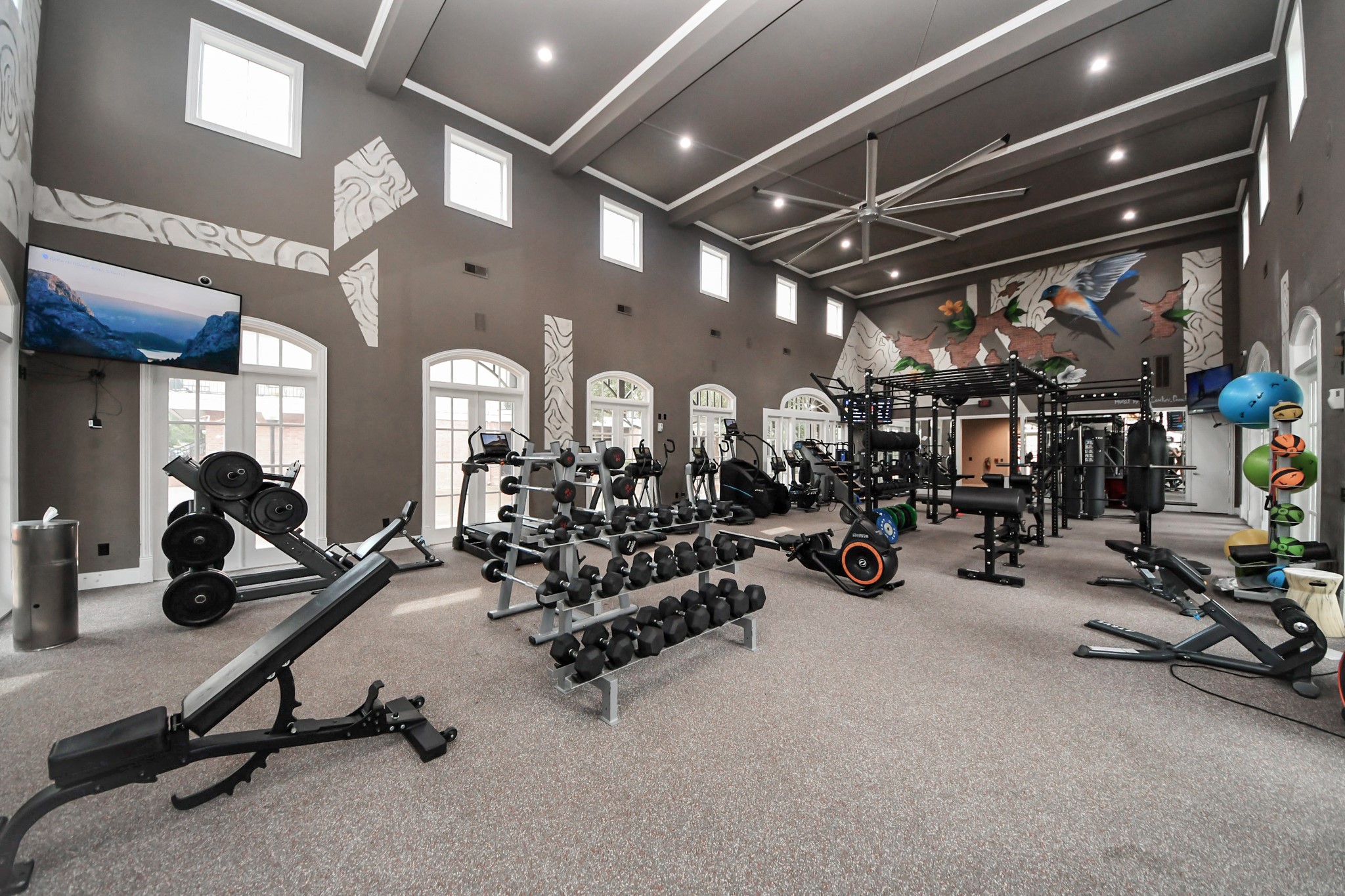 3003 Memorial Court, Unit 2434 Houston, TX 77007 - Photo 7 of 34 a view of a room with gym equipment