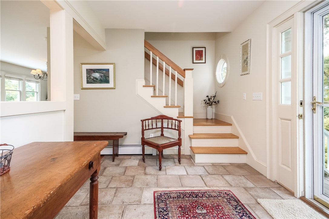 52 Verdi Road Westerly, RI 02891 - Photo 15 of 40 Foyer