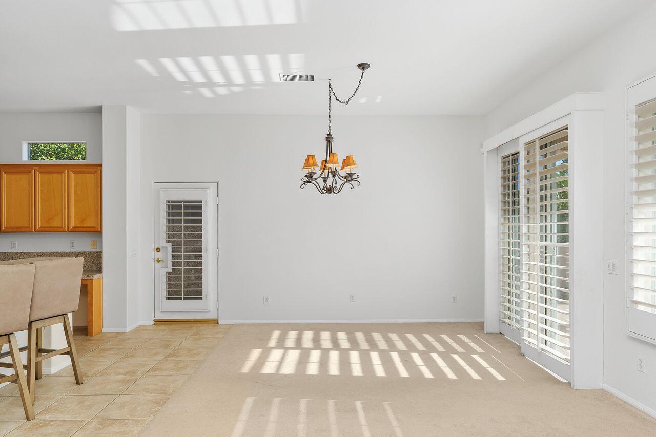 75715 Heritage West Palm Desert, CA 92211 - Photo 19 of 51 75715 Heritage - Great Room Dining Area