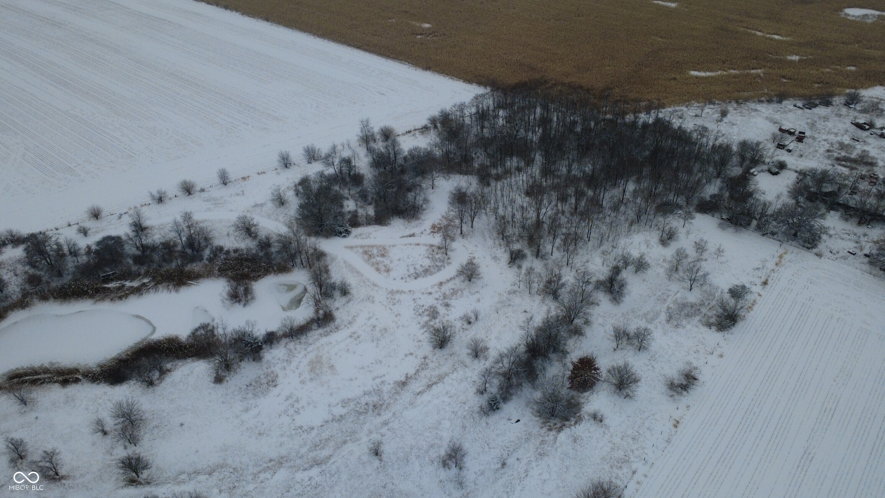 2025 Eger Road Rensselaer, IN 47978 - Photo 13 of 38