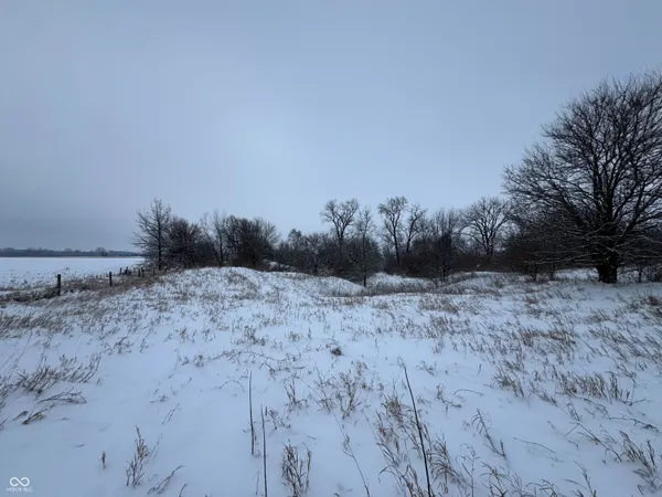 $899,999 | 2025 Eger Road, Rensselaer, IN 47978