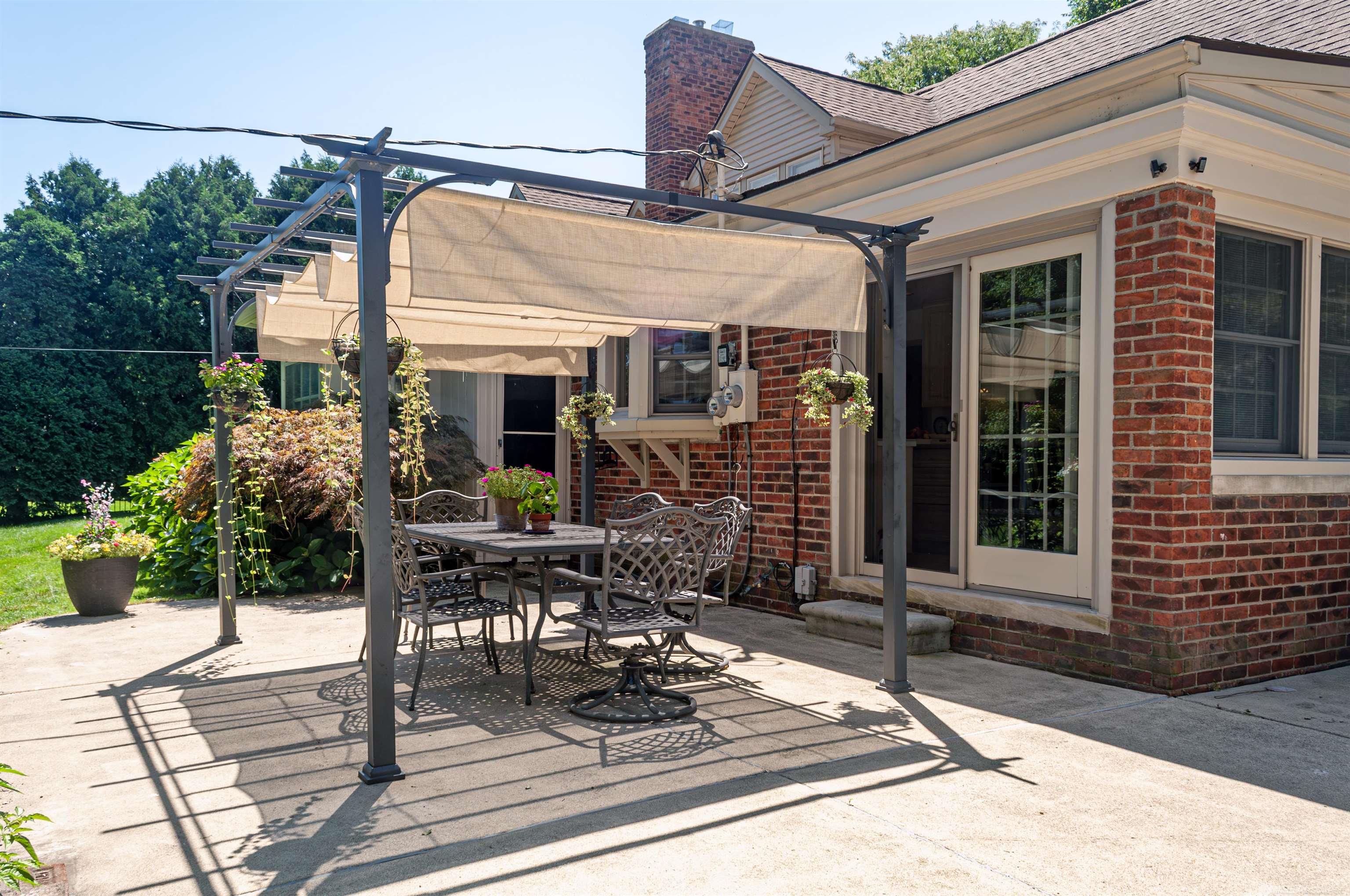 164 Lothrop Road Grosse Pointe, MI 48236 - Photo 45 of 54 50151741-e86d1460-0e19-402b-87b8-fe3773c6ed81.JPG