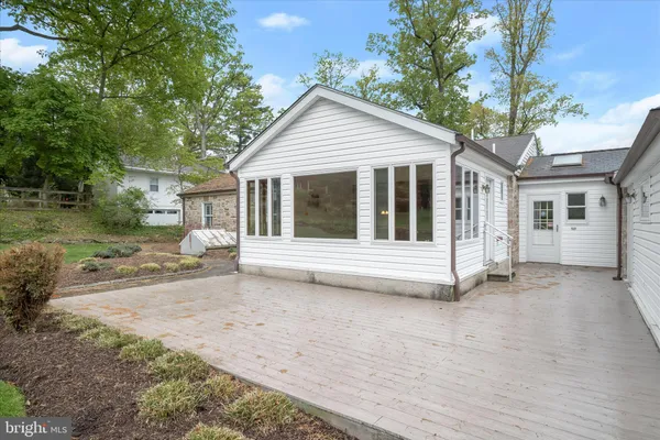 $650,000 | 11 Seminole Avenue, Catonsville, MD 21228