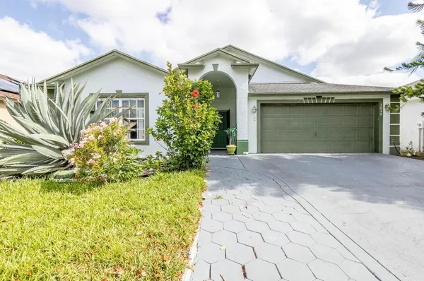 $475,000 | 1029 Cape Cod Terrace, Greenacres, FL 33413