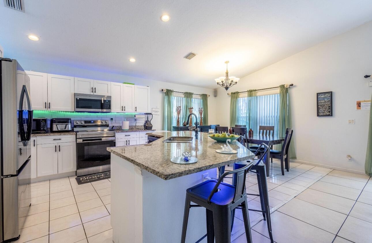 1029 Cape Cod Terrace Greenacres, FL 33413 - Photo 8 of 24 IMG_7350