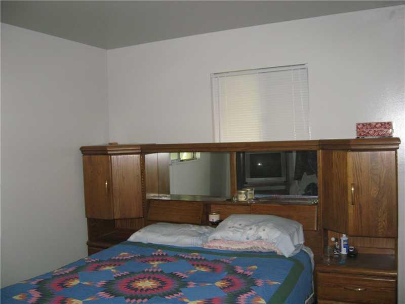 2920 Wicker Road Indianapolis, IN 46217 - Photo 12 of 15 Gallery Image 12