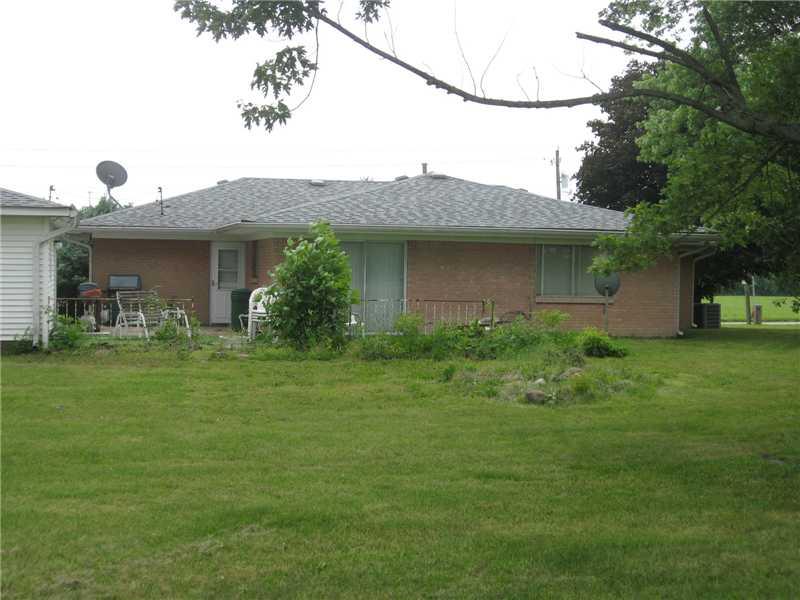 2920 Wicker Road Indianapolis, IN 46217 - Photo 4 of 15 Gallery Image 4