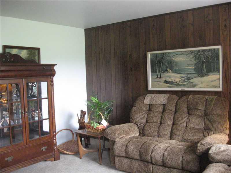 2920 Wicker Road Indianapolis, IN 46217 - Photo 7 of 15 Gallery Image 7