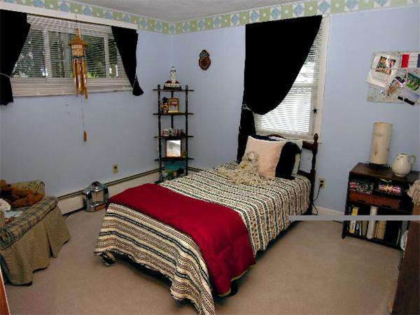 87 Unity Street Quincy, MA 02169 - Photo 10 of 13 Gallery Image 10