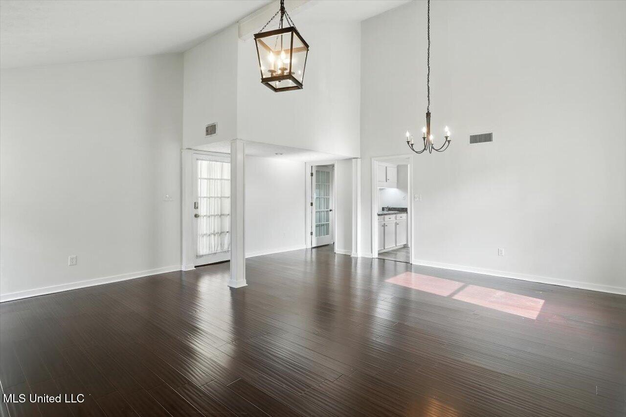 2 Pheasant Run Clinton, MS 39056 - Photo 9 of 27 06-2 Pheasant Run _ Home Tours MS