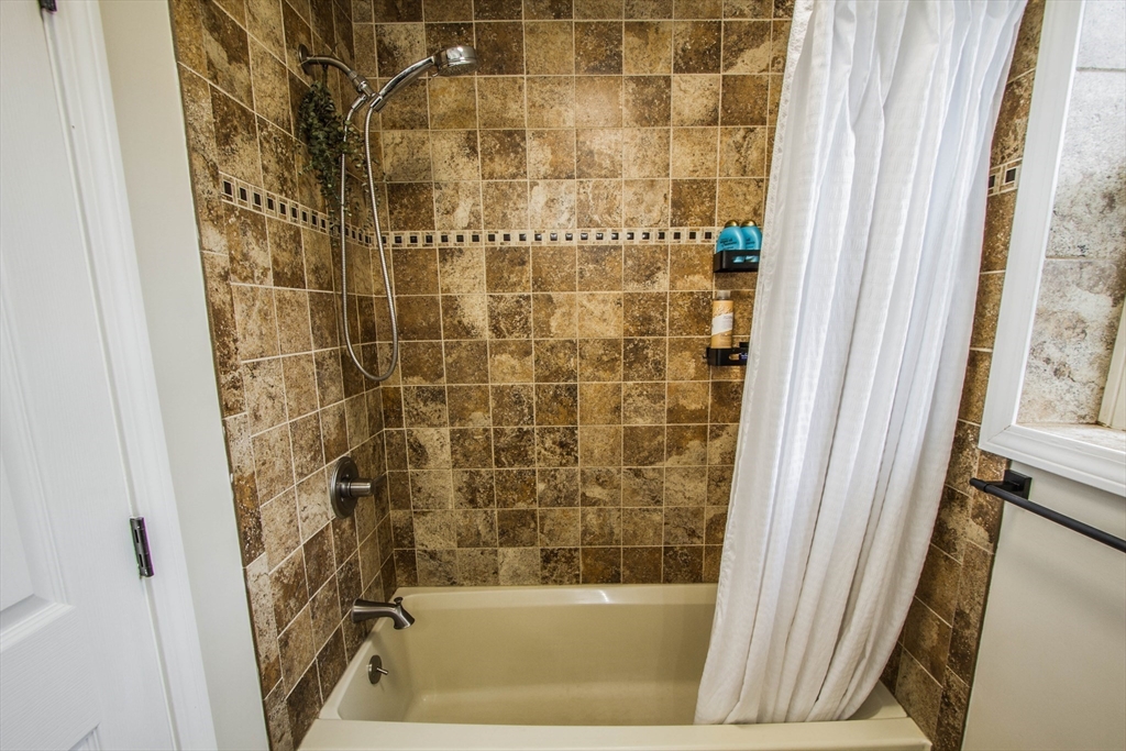 692 Cronin Road Warren, MA 01585 - Photo 35 of 42