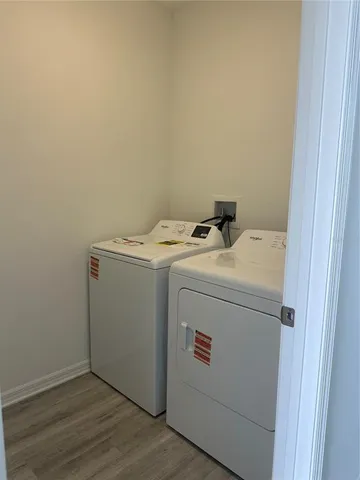 a view of utility room with washer and dryer