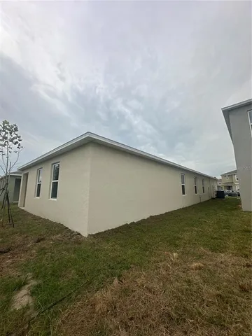 a house view with a outdoor space
