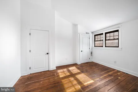 $1,299,000 | 1932 Pine Street, Philadelphia, PA 19103