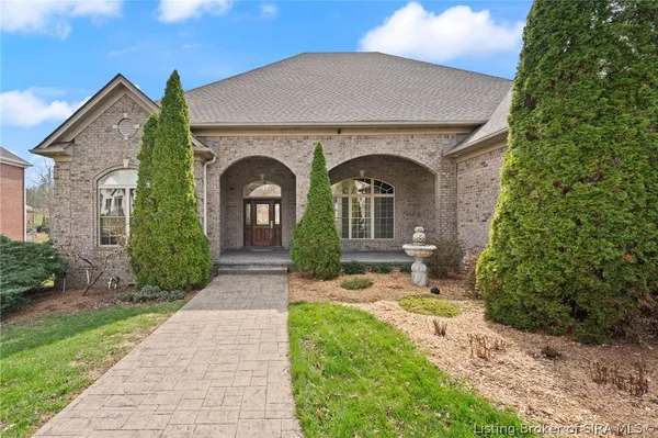$999,900 | 3509 Charlevoix Court, Floyds Knobs, IN 47119