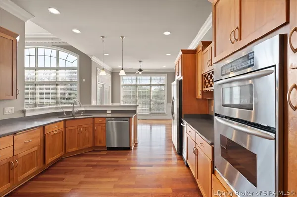 $999,900 | 3509 Charlevoix Court, Floyds Knobs, IN 47119