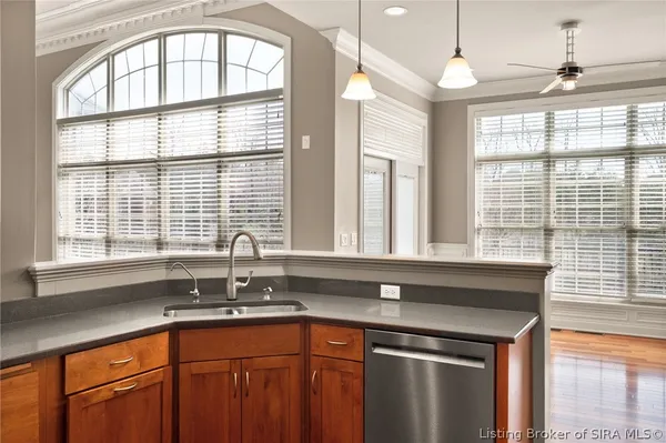 $999,900 | 3509 Charlevoix Court, Floyds Knobs, IN 47119