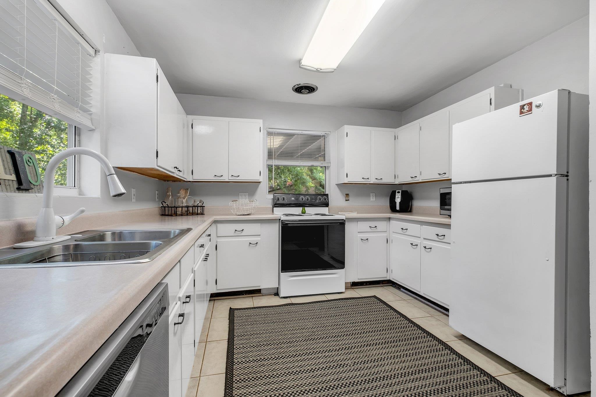 2310 West Mission Road Tallahassee, FL 32304 - Photo 17 of 25 Gallery Image 17