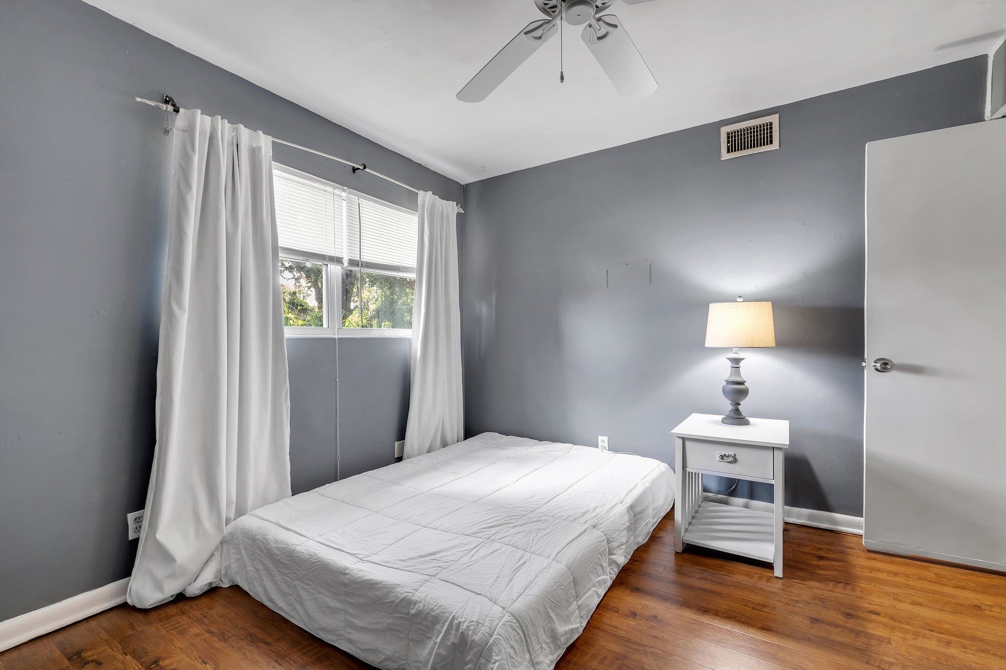 2310 West Mission Road Tallahassee, FL 32304 - Photo 6 of 25 Gallery Image 6