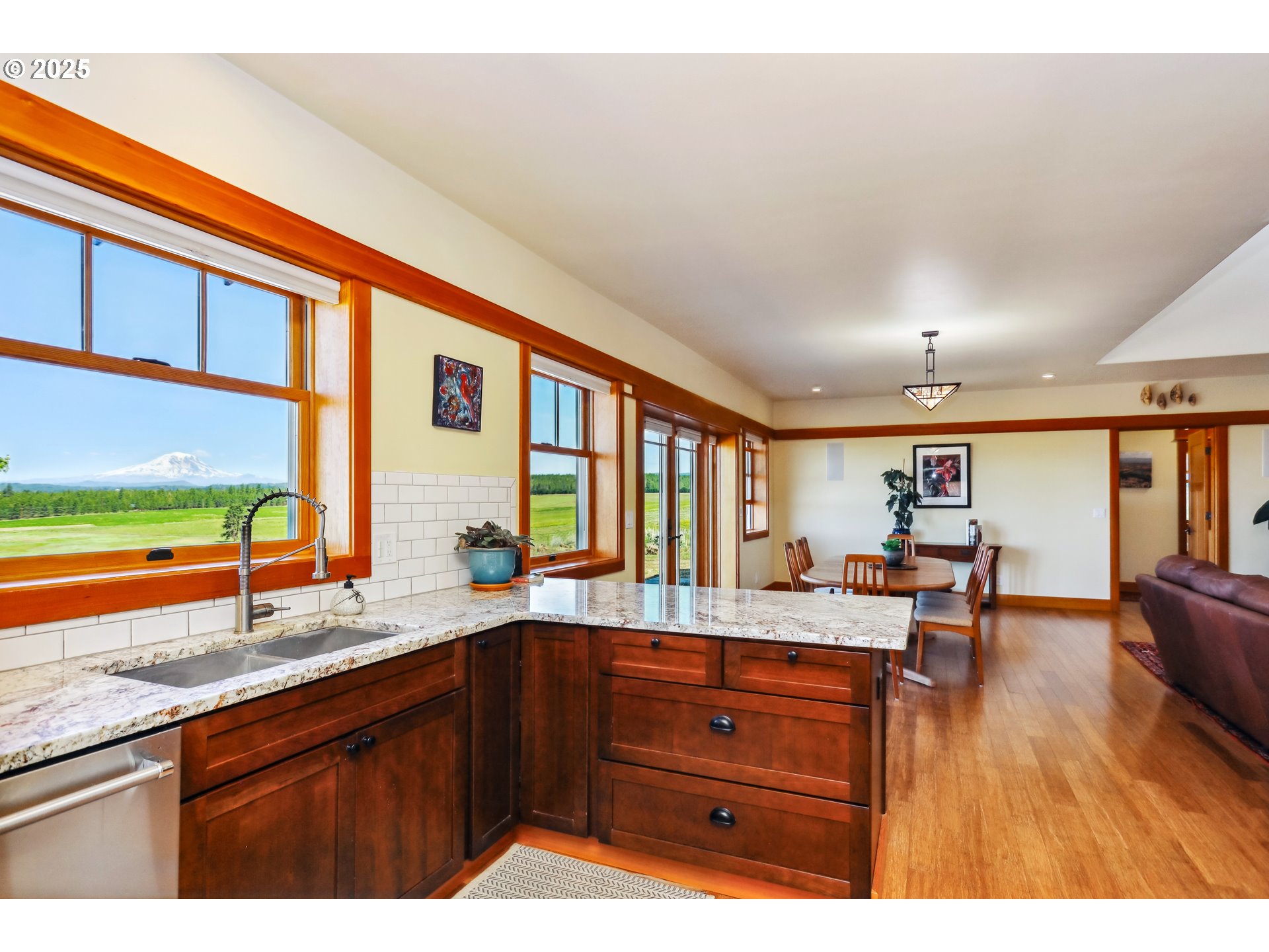 37 Quail Road Goldendale, WA 98620 - Photo 11 of 48 Dining Area