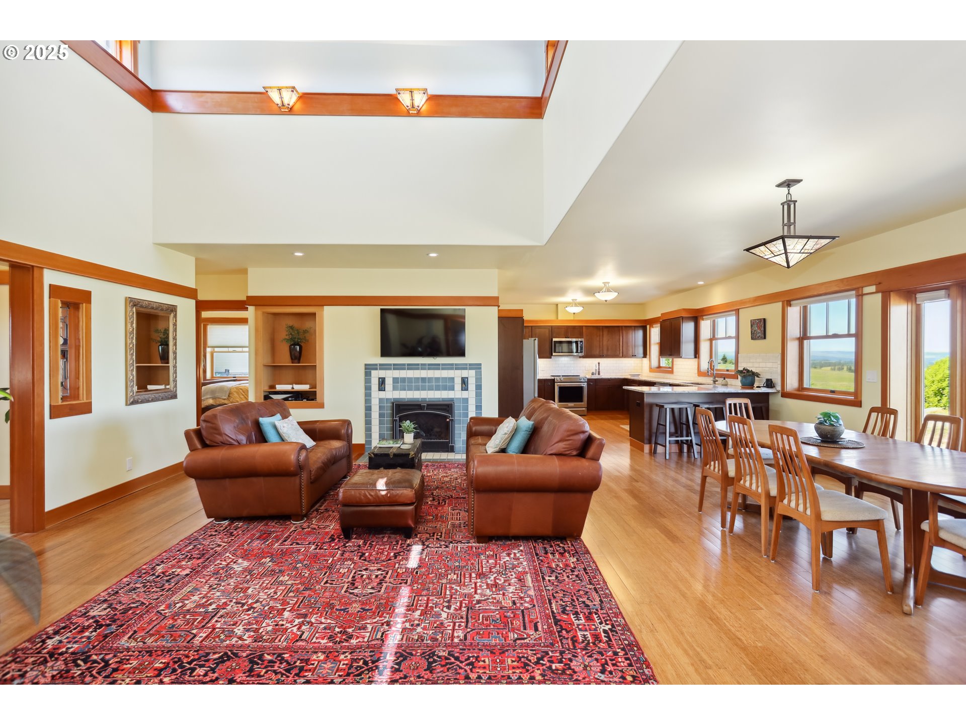 37 Quail Road Goldendale, WA 98620 - Photo 9 of 48 Living Room/Dining Room