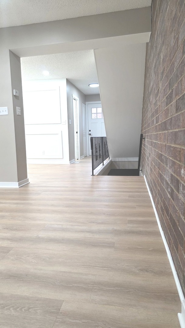 1469 Midland Court Joliet, IL 60436 - Photo 7 of 22