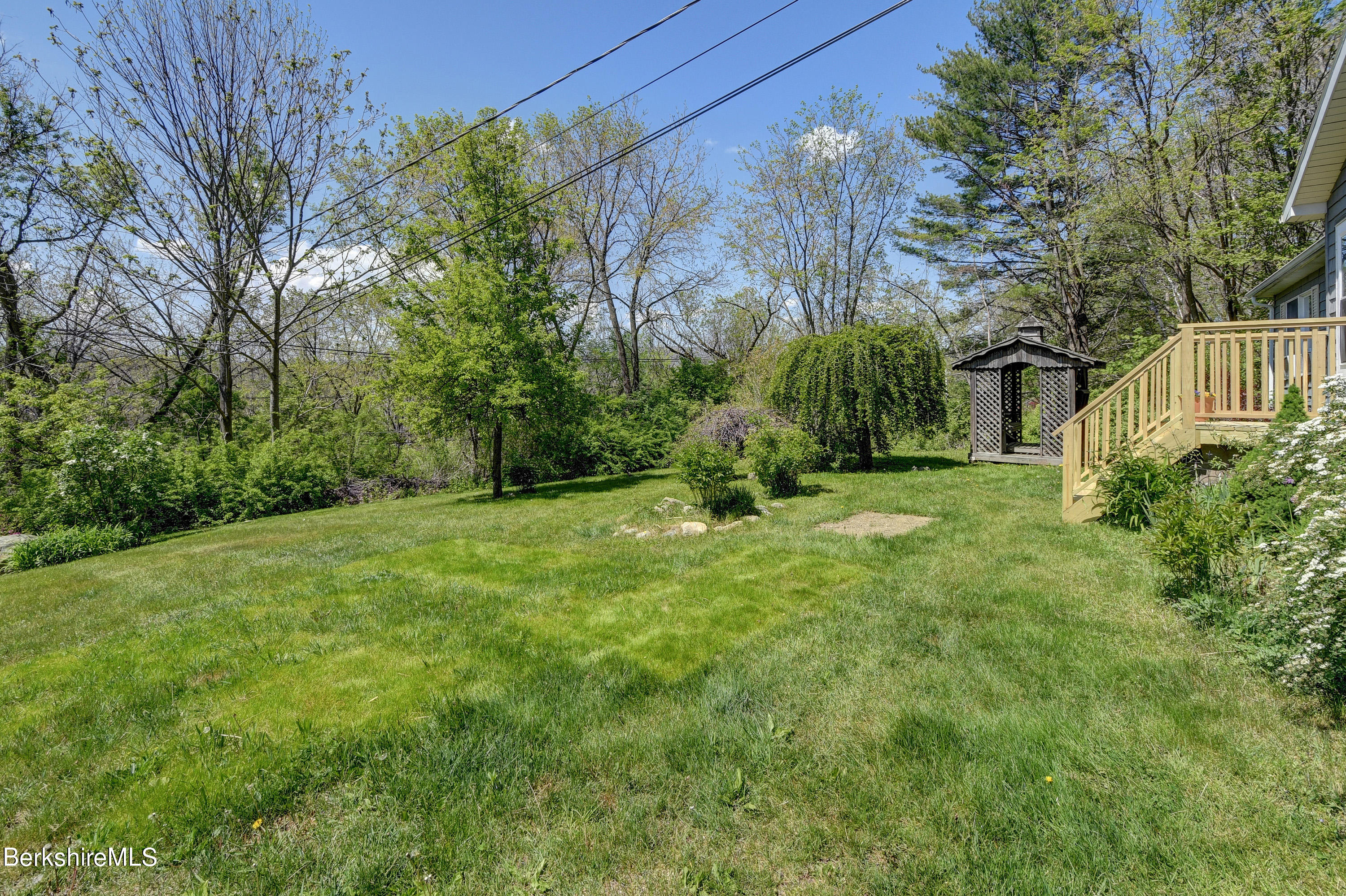 176 North Hoosac Road Williamstown, MA 01267 - Photo 28 of 28 28-Front-Yard
