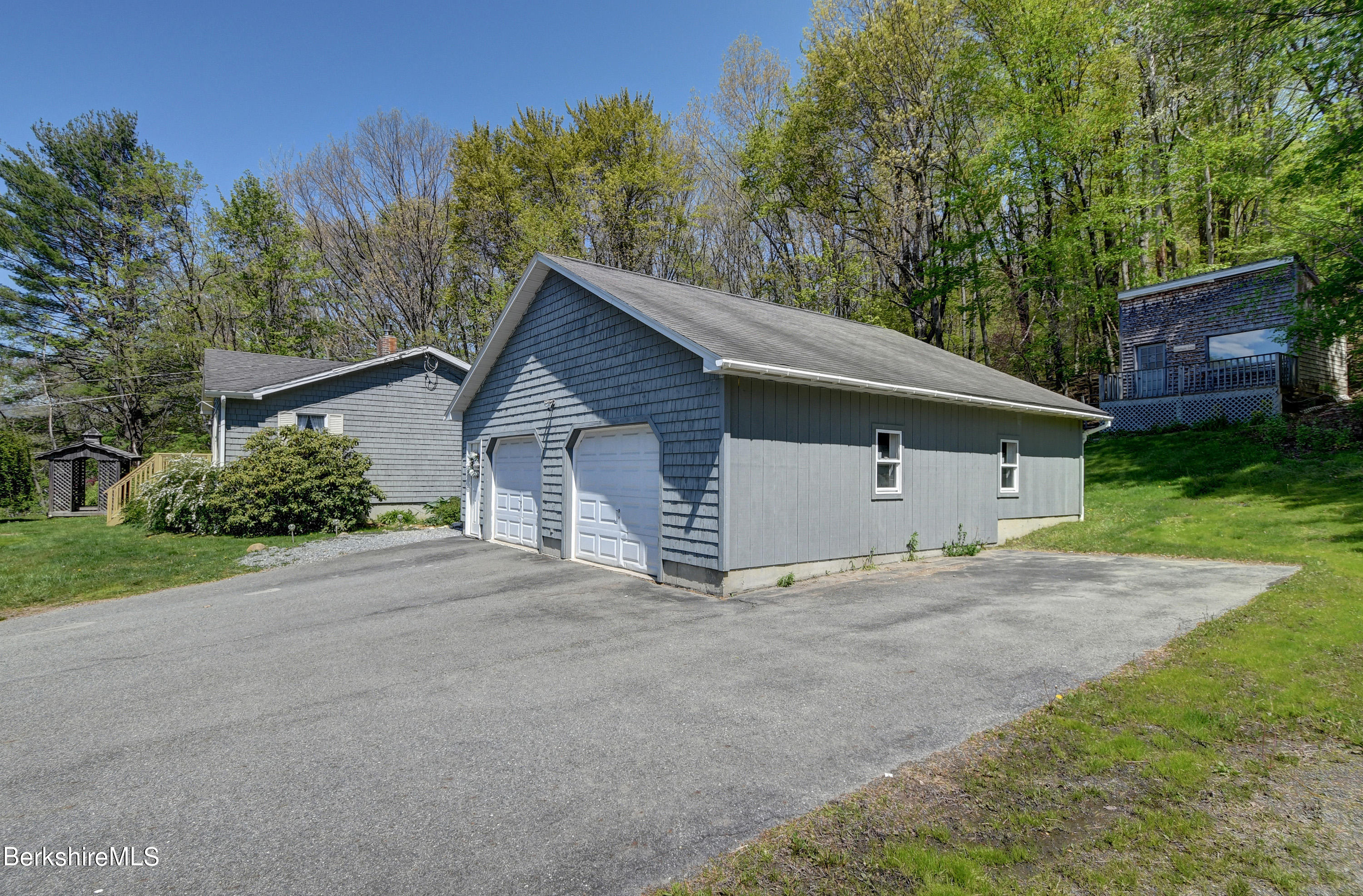 176 North Hoosac Road Williamstown, MA 01267 - Photo 4 of 28 4-Exterior-Front-amp-Garage