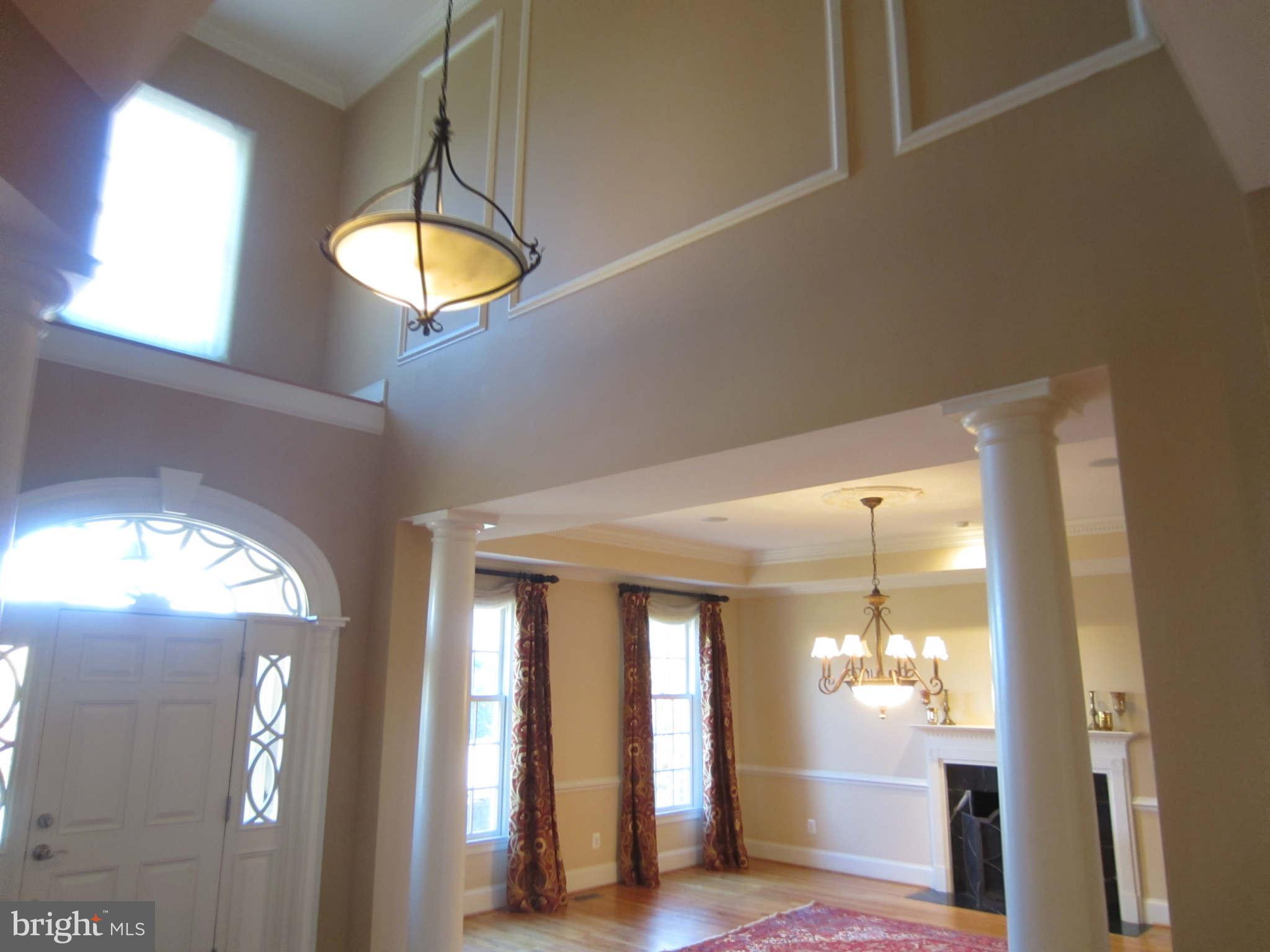 1910 Russell Road Alexandria, VA 22301 - Photo 5 of 25